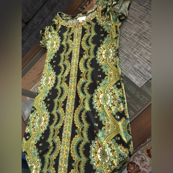 Short sleeved MIDI dress. - Picture 4 of 6